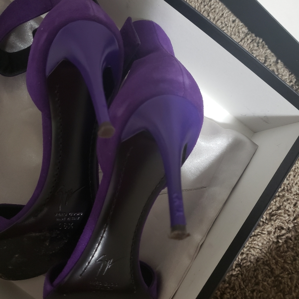 Giuseppe Zanotti Purple Suede Ankle-Strap Sandals - Picture 8 of 10